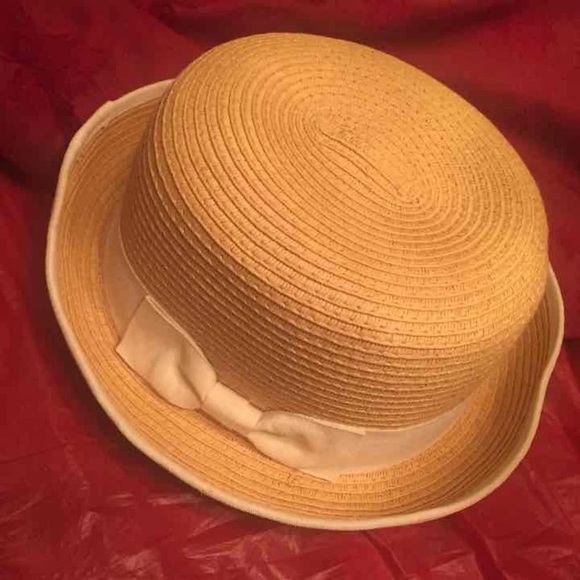 Small to Medium summer Hat. - Picture 5 of 5